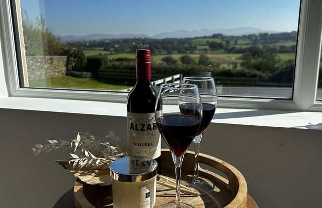 Luxury Cottage, Views of the Lakes With Hot Tub - Foto 7