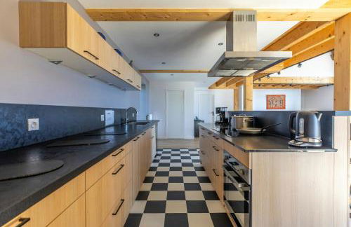 Family Farm At The Foot Of Auvergne Volcanoes - Foto 3