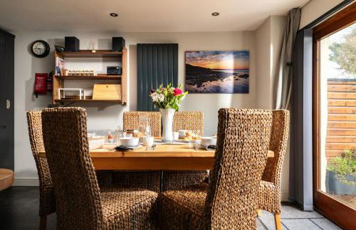 The Coach House - Photo 6