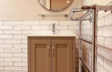 Stunning Beach House Indoor Pool - Foto 44