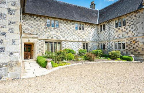 Manor Estate - Two Accommodation Wings - Sleeps 14 - Foto 30