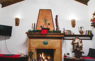 Litheon House - Photo 13