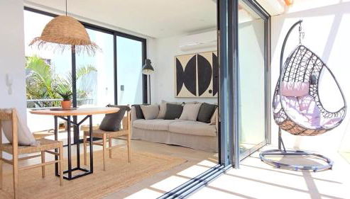 Oasis House - Photo 3