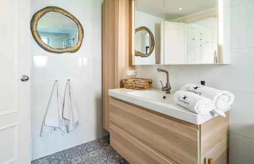 Seaside 3 bedroom Townhouse in San Pedro close to the Beach with private Garden - Photo 43