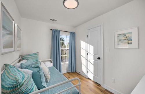 Seabrook 3BR Sleeps 10 w Backyard, Fire Pit Near Kemah - Foto 18