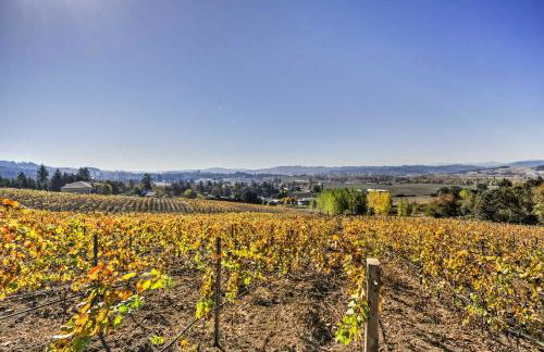 Chic Willamette Valley Home with Deck and Vineyard! - Foto 33