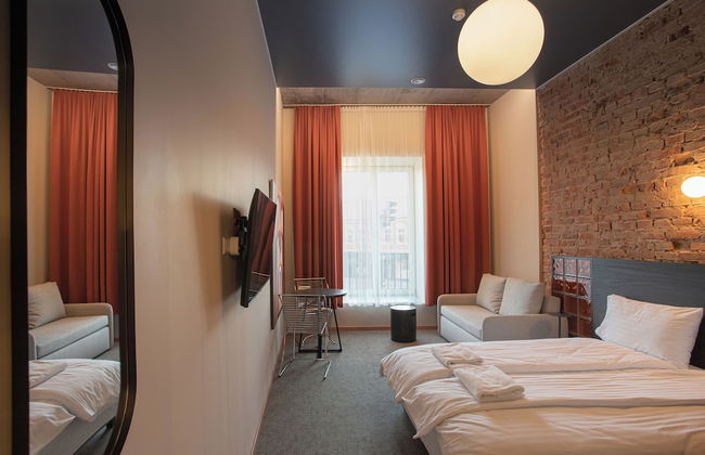 Resume Apartments - Photo 38