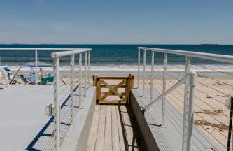 Beauty on the Beach by Bayley Vacation Rentals - Photo 42
