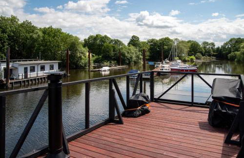 Tiny-Hausboot LIKEDEELER mit Dachterasse und Kamin - Foto 14