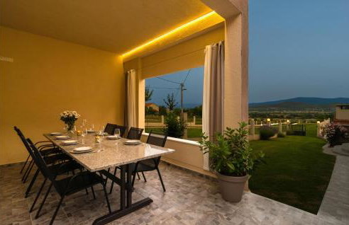 Amazing Apartment In Obrovac Sinjski - Foto 25