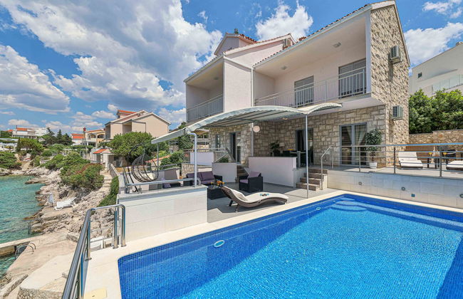 Villa Antonija - Photo 2