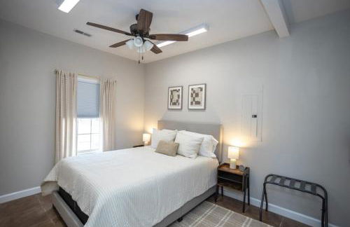 Tiny Home with Hot Tub Near Ft Leonard Wood! - Foto 27