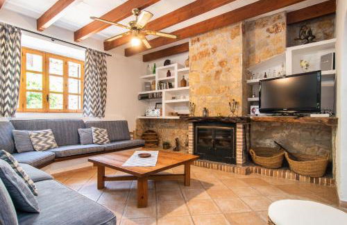 Fabulous Rural House with views to the mountains with swimming pool - Foto 28