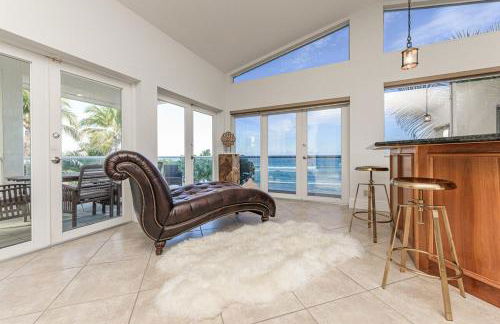 Oceanfront Luxury Villa 5Bedroom and 4Bath Beach Access - Photo 58