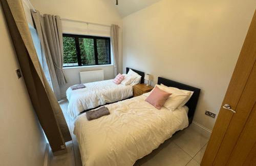 Beautiful arts and crafts home - Photo 14