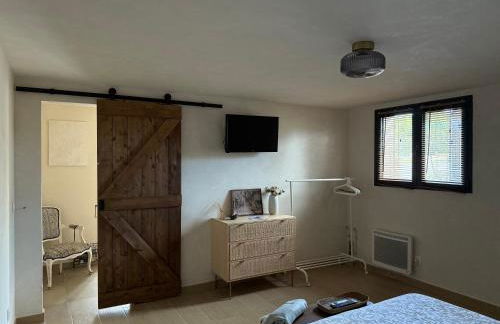 Charmant rez-de-jardin indépendant avec chambre privée - Foto 6