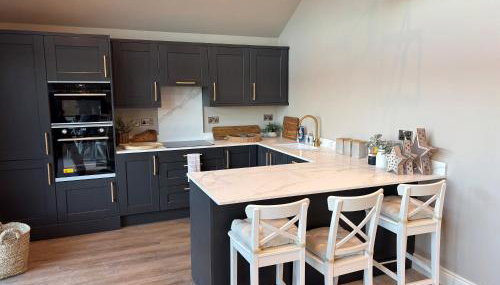 Four Seasons Lodge - Photo 5