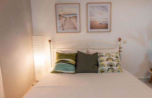 SERENITY LIGIA LEFKAS a - Photo 16