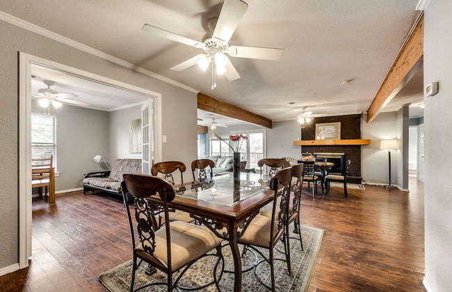 Beautiful Kayewood Waterfront Retreat - Photo 15