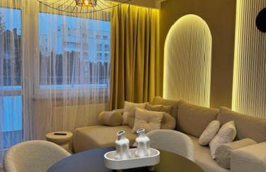 Family & Business Apartments PREMIUM No1 - 1 Bedroom with Private Jacuzzi, Balcony, Parking - Photo 8