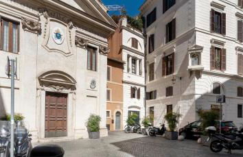 Pantheon Caravaggio's House - Photo 22