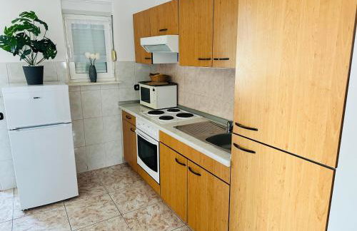Family Apartment near Beach Petrčane - Quiet & Central - Unit 2 - Foto 31
