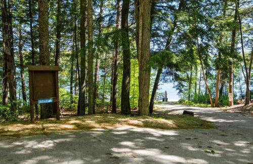 Idyllic Lakeside Getaway home - Foto 64