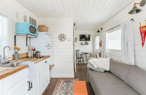 Downtown Tiny Home near Shenandoah National Park - Foto 37