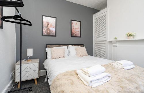 Open Mind Property - Hot Tub, 7 Beds & Free Parking - Foto 26