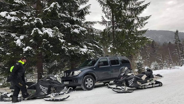 Passeio SnowMobiles em montanhas dos Cárpatos - Foto 4
