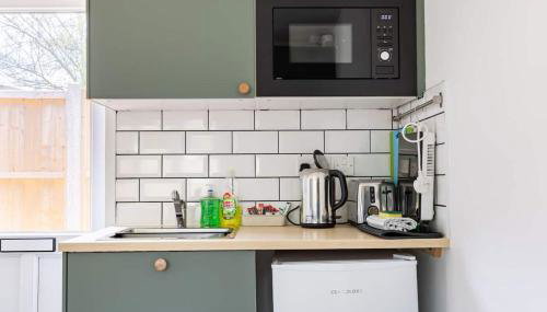 Salisbury 1BDR Apartment, Sleeps 4 - Contractor, Professionals, Family Friendly - Foto 5