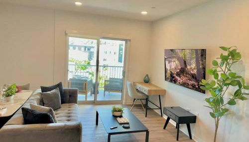 Corner 2 Bedroom 2 Bath Condo - Balcony - Parking - Foto 2