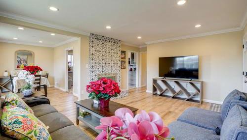 Easy SF Access! Spacious Family Home with Yard - Foto 5