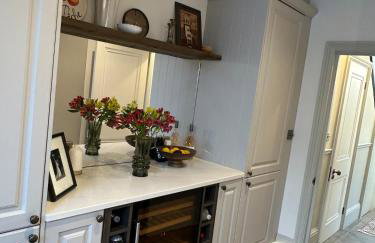 High spec 4 bed Victorian house - Foto 18