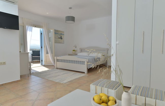 Hotel Mediterranean - Photo 15