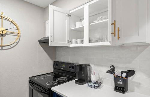 Stylish Buckhead Condo: Your Urban Getaway in Atlanta - Foto 20