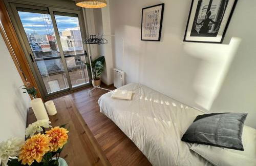 Apartamento espacioso y familiar - Photo 2