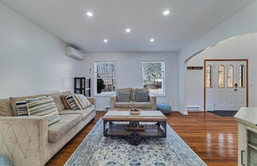 Home in Bushkill Saw Creek Poconos area - Photo 13