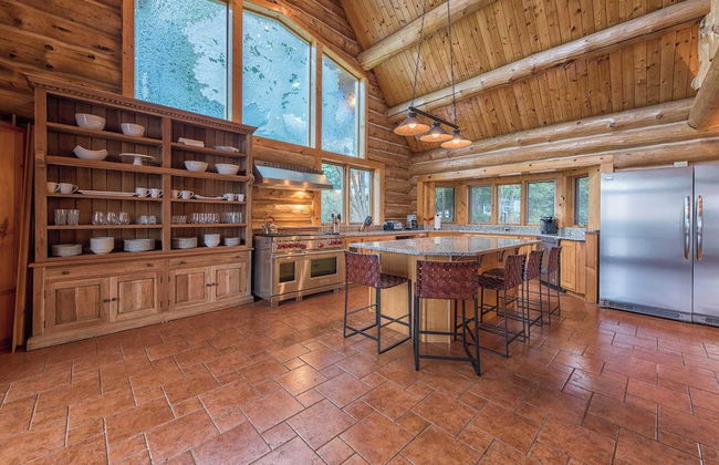 Azalea Retreat by Avantstay Sleeps 34 & Pool - Foto 36