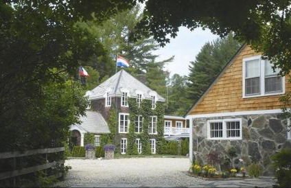 Luxurious Reading Farms Estate sleeps 46 - Photo 40