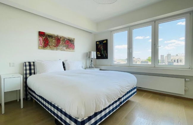 1 bedroom in the Heart of City Center - Photo 2