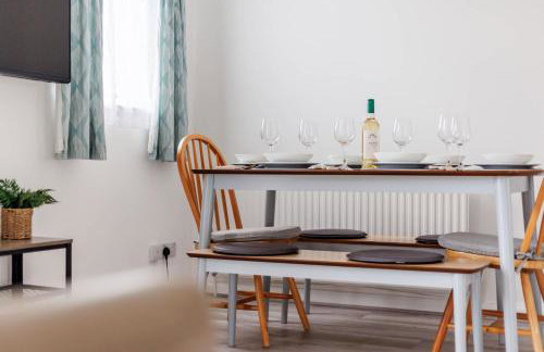 Spinnaker House-with Tesla Electric Charging Point - Foto 21