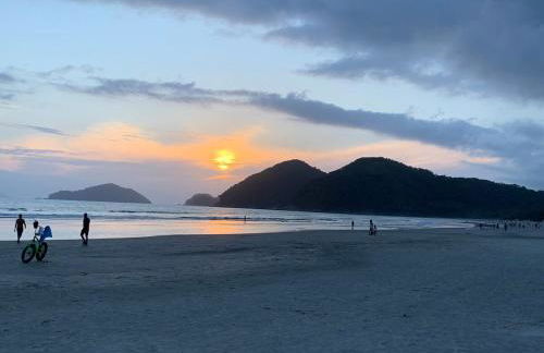 Casa da Praia Rodeada pela Mata Atlantica - Foto 13