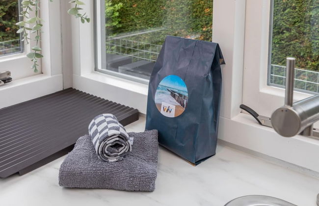 Unique Location at Bottom of Dunes near Center - Foto 21