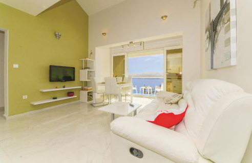 Cozy Apartment In Miskovici With Wifi - Foto 2