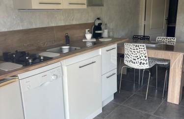 Piscine et jacuzzi à 2km de la plage de St Georges de didonne - Foto 19