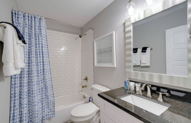 East Farmhouse - Photo 32