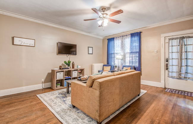 Bluemoon Bungalow 2 Units - Photo 22