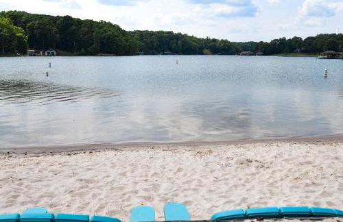 Smith Mountain Lake Retreat with Resort Amenities! - Foto 20
