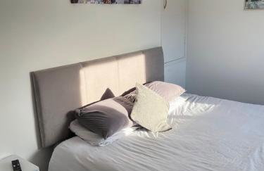 Beautiful Location One Bedroom Residential Home - Foto 7